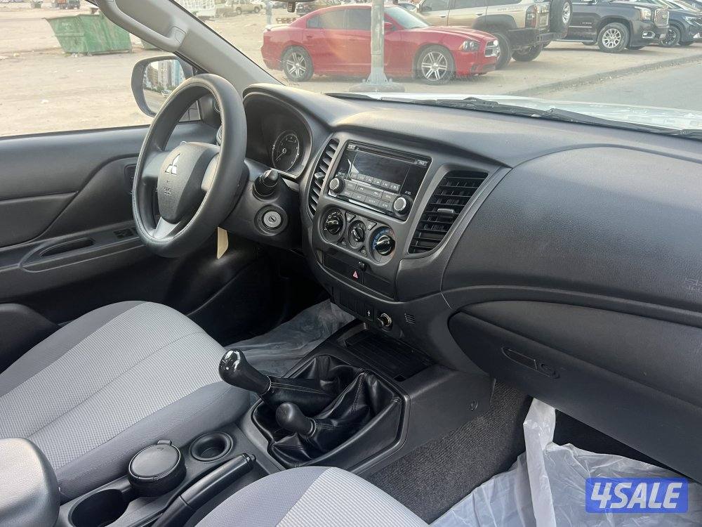 وانيت مستوبيشي - دبل جير - موديل 20237