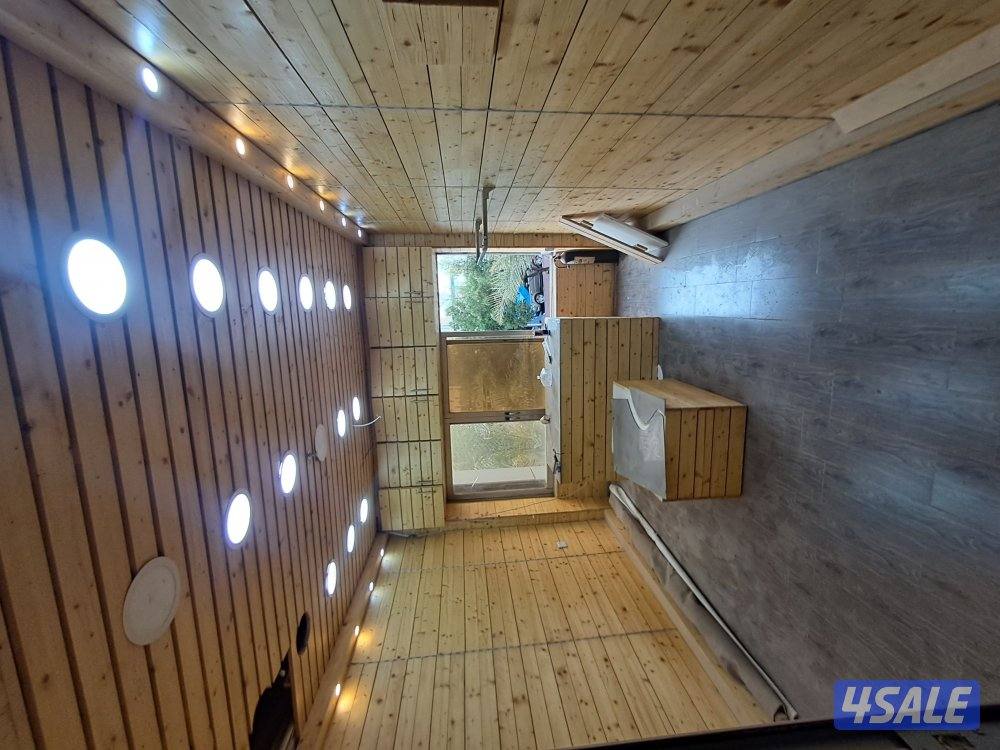 مكتب ومحل للايجار المباركيه2