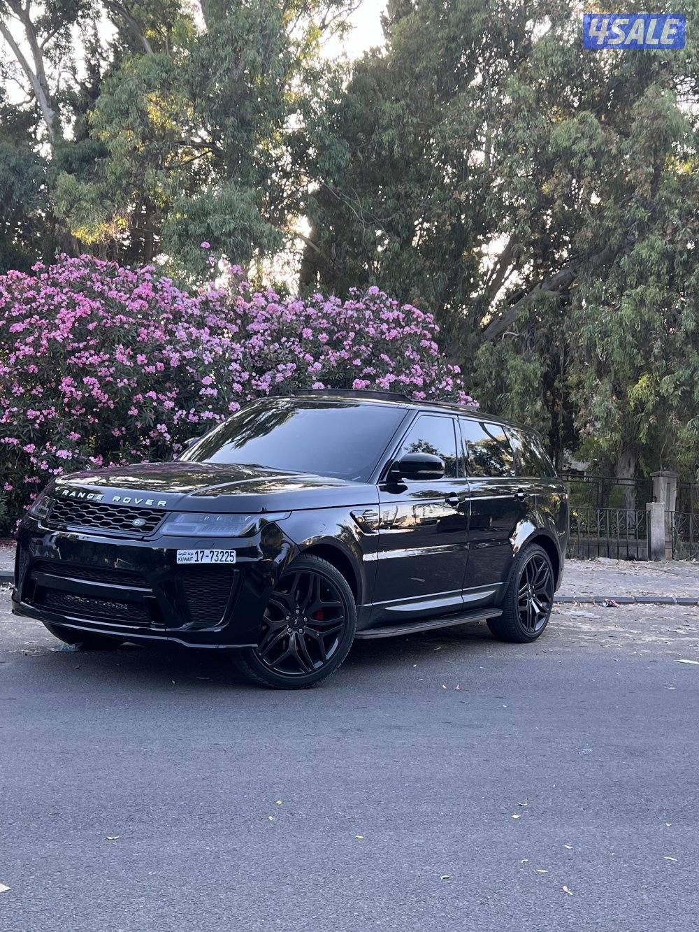 رنج روفر سبورت بحالة الوكالة مجدد 2020 SVRمن داخل والخارج0
