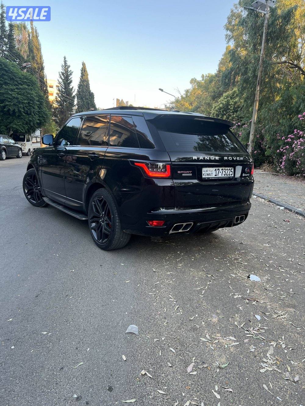 رنج روفر سبورت بحالة الوكالة مجدد 2020 SVRمن داخل والخارج4