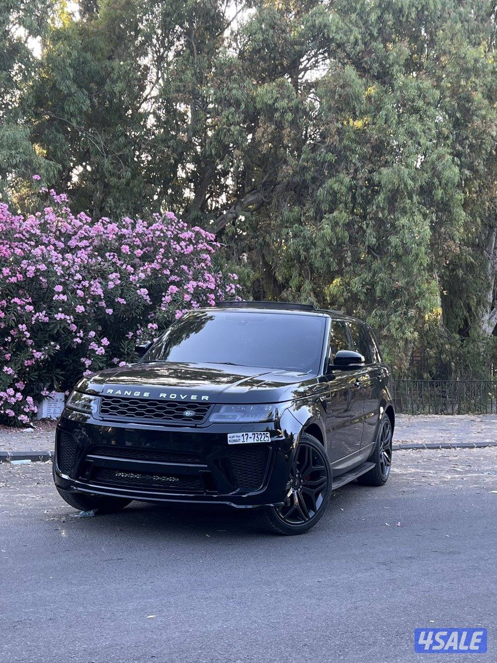 رنج روفر سبورت بحالة الوكالة مجدد 2020 SVRمن داخل والخارج6