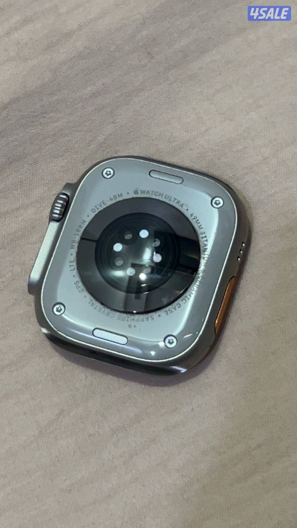 Apple Watch Ultra 1  مع الكرتون نظيفة جدا بطارية 100%1