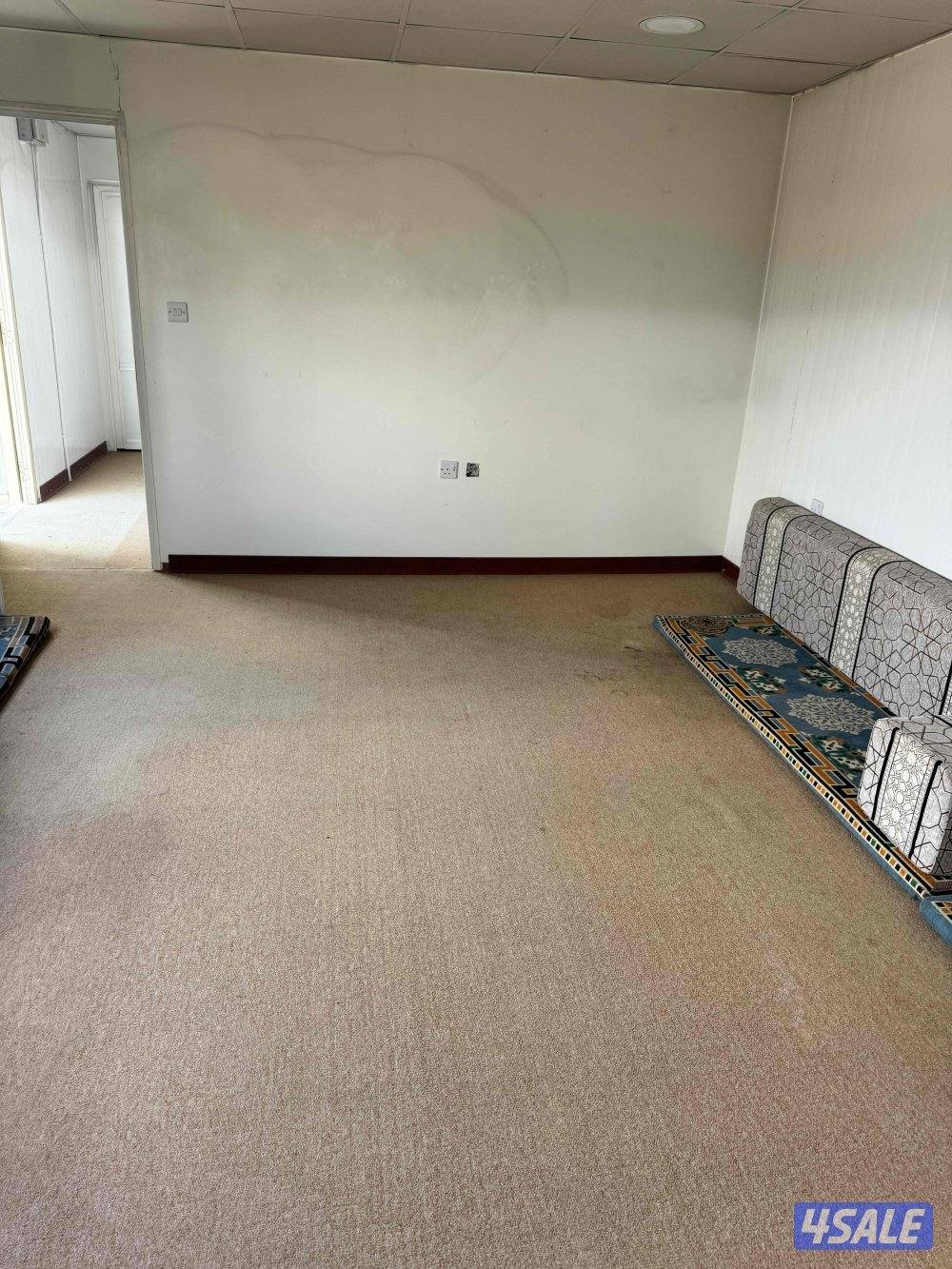 لبيع شاليه سندوش بنل كامل تفصال جديد مقاس 12/47