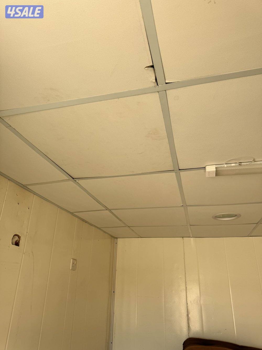 للبيع شاليه ثابت سندويش بنل كامل سماكت السندوش 10 سانتي الارضيه سمنت ب4