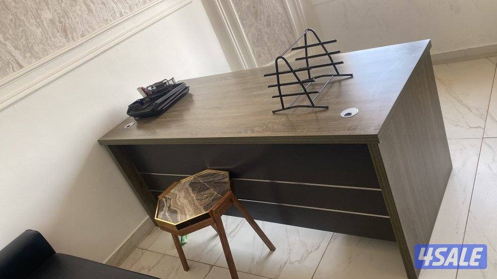 نشتر ونبيع جميع الثاث المكتبي4