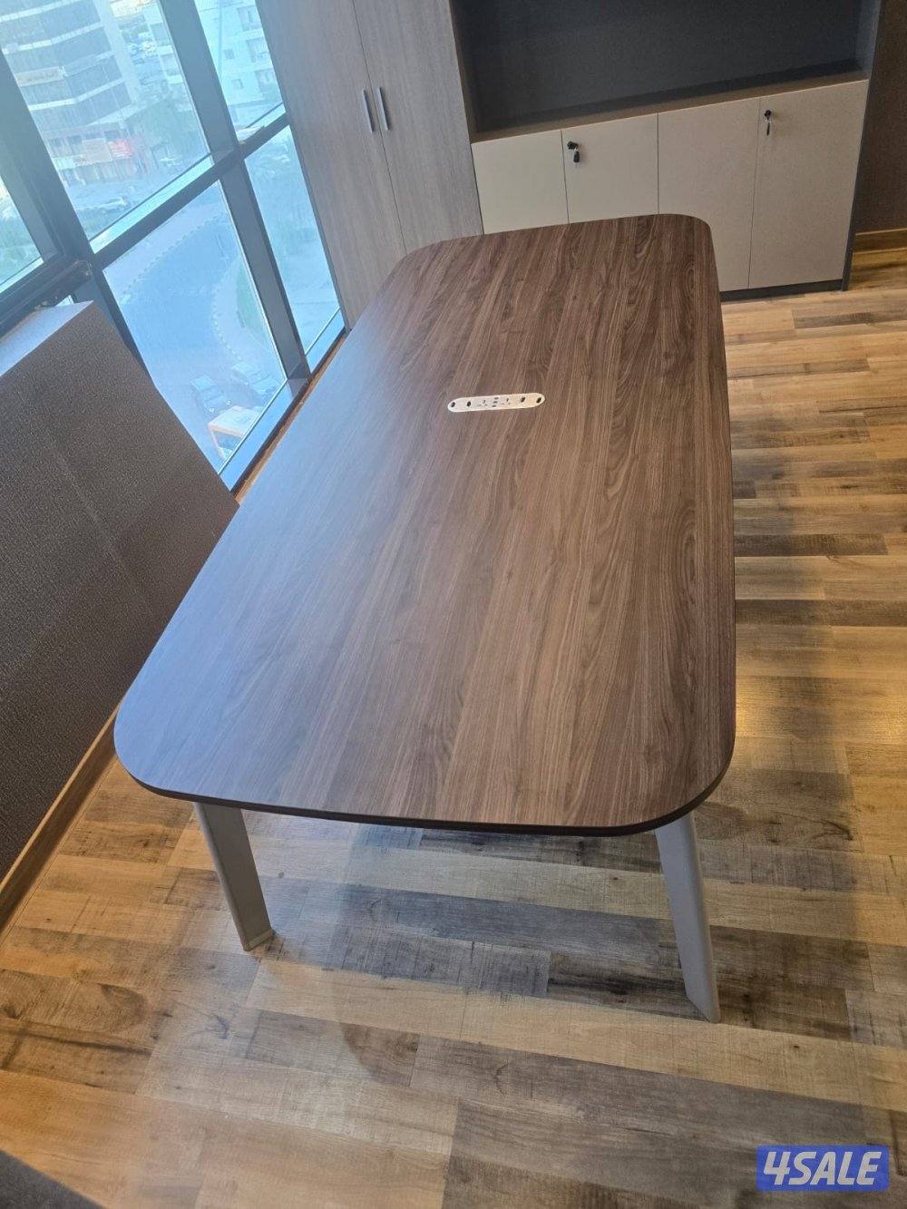 نشتر ونبيع جميع الثاث المكتبي10