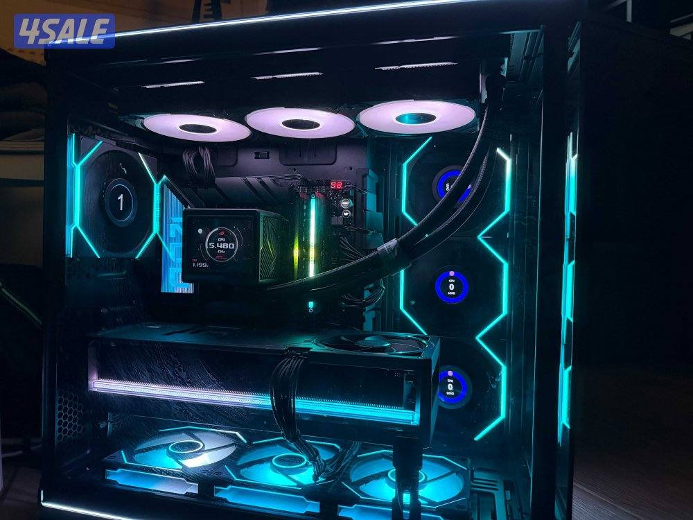 Gaming PC with 5090 Astral OC - AMD 9950X3D0