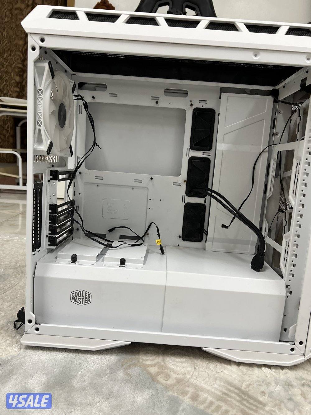 بيعه سريعة كيس كولر ماستر ومبرد مائي  وسلك لي يان لي3