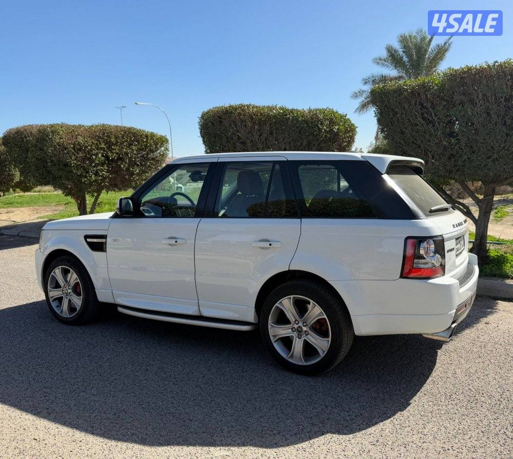 رنج روفر سوبر شارج 2013 بحالة فوق الممتازة سيرفيس منتظم حتي الآن2