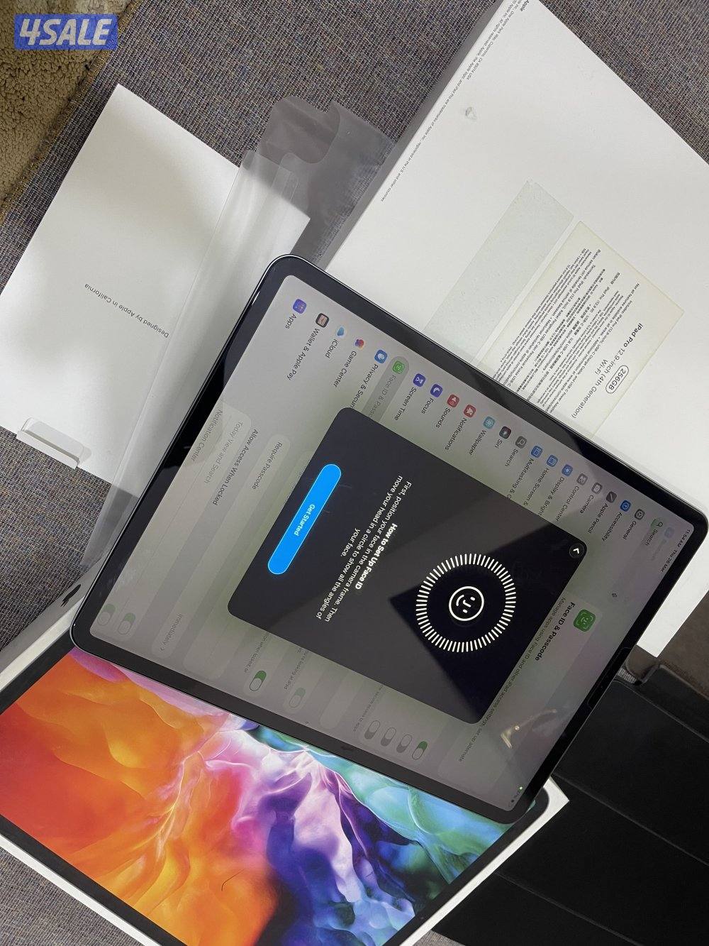 ايباد 12.9 انش 256 قيقا الجيل الرابع نظيف جدا مع الاغراض6