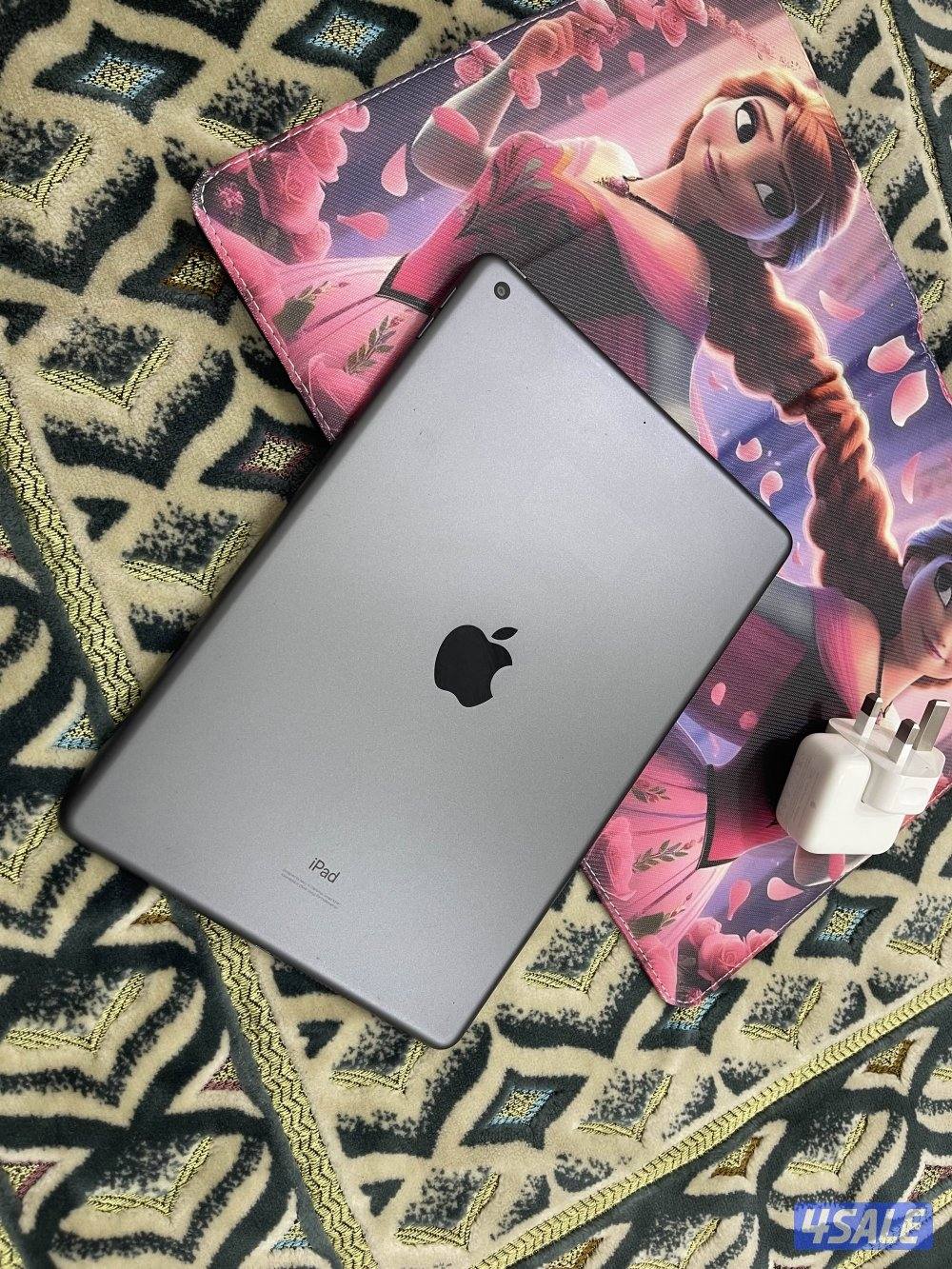 ايباد ابل 7 السابع 32 قيقا بطارية 97 مع الاغراض نظيف حيل7