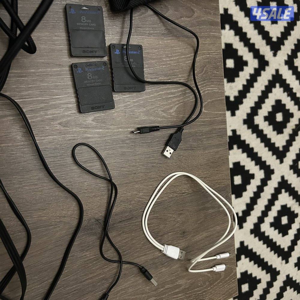 سوني ٢ مع جميع اغراضهاعلى السوم كلهم ثلاث جوالات الوصف مهم !7