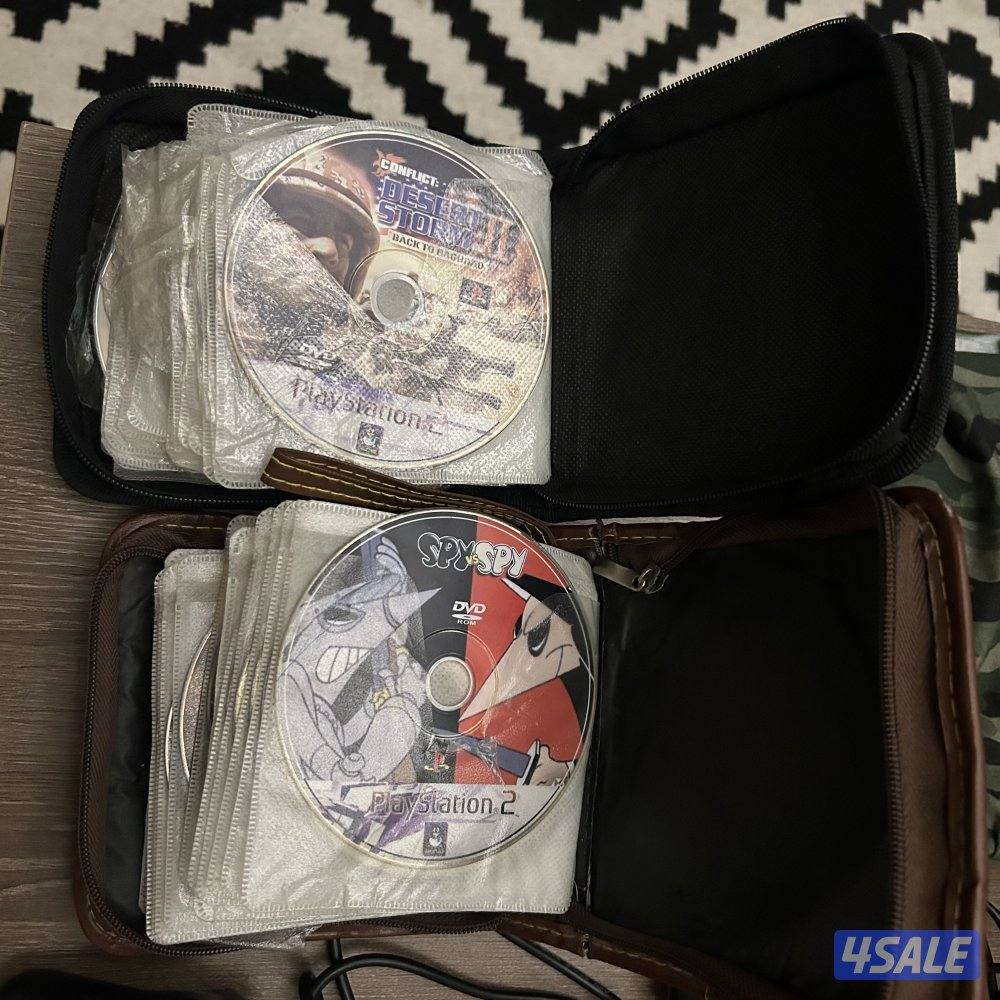 سوني ٢ مع جميع اغراضهاعلى السوم كلهم ثلاث جوالات الوصف مهم !2