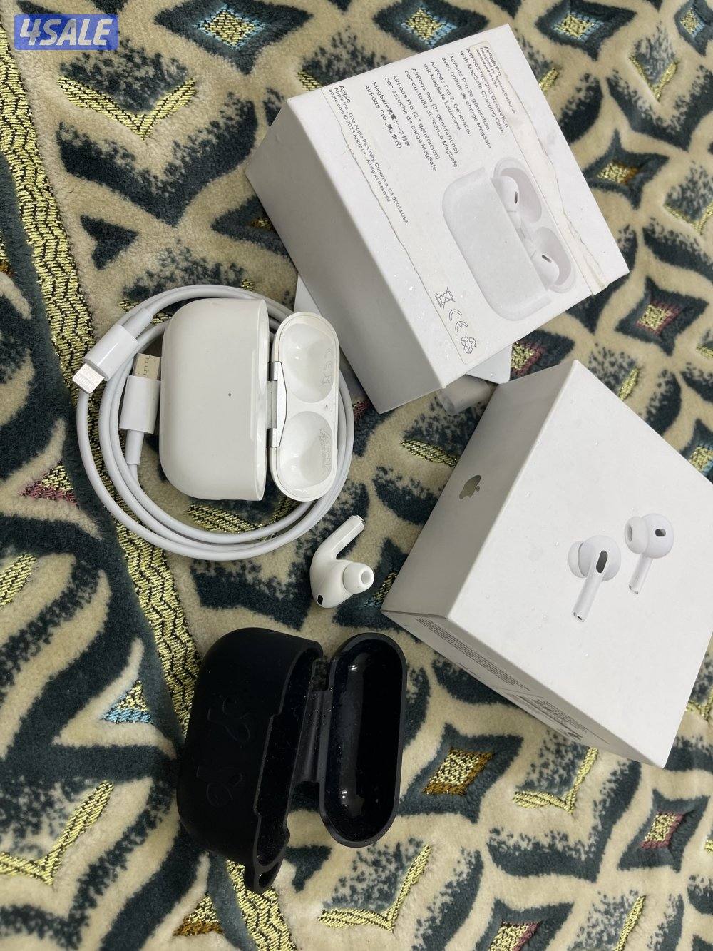 للبيع ايربود ابل برو 2 الاصليه مع الاغراض الكرتون والواير جنب واحد5