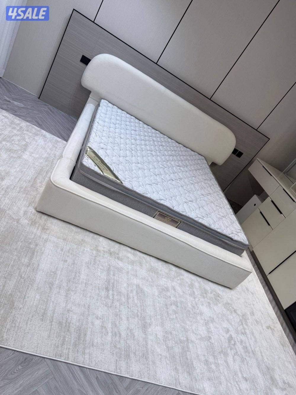 سراير طبية ومفروشات1