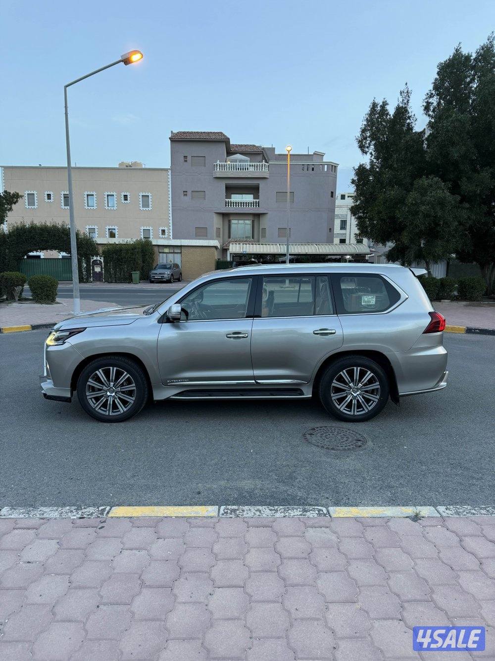 لكزس 2016 الساير الدرجة الأولي2