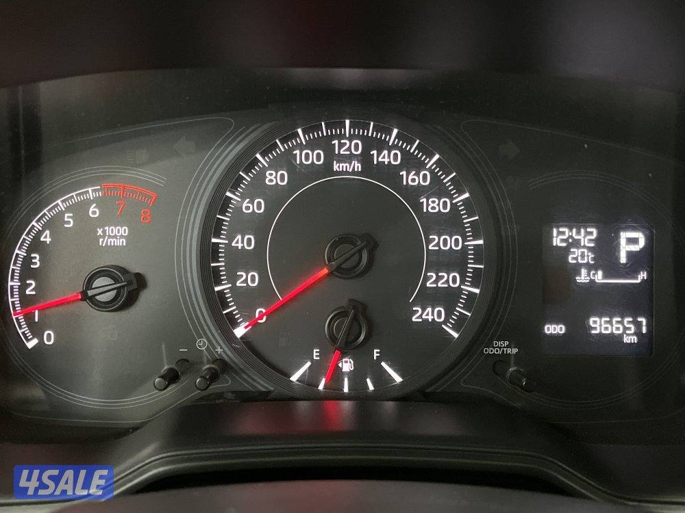 TOYOTA COROLLA 1.6L XLI STD OPTION6