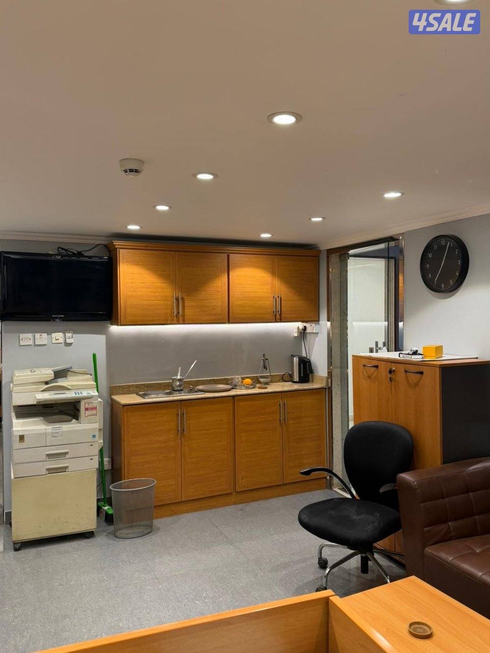 للبيع ٣ مكاتب مفتوحين على بعض2