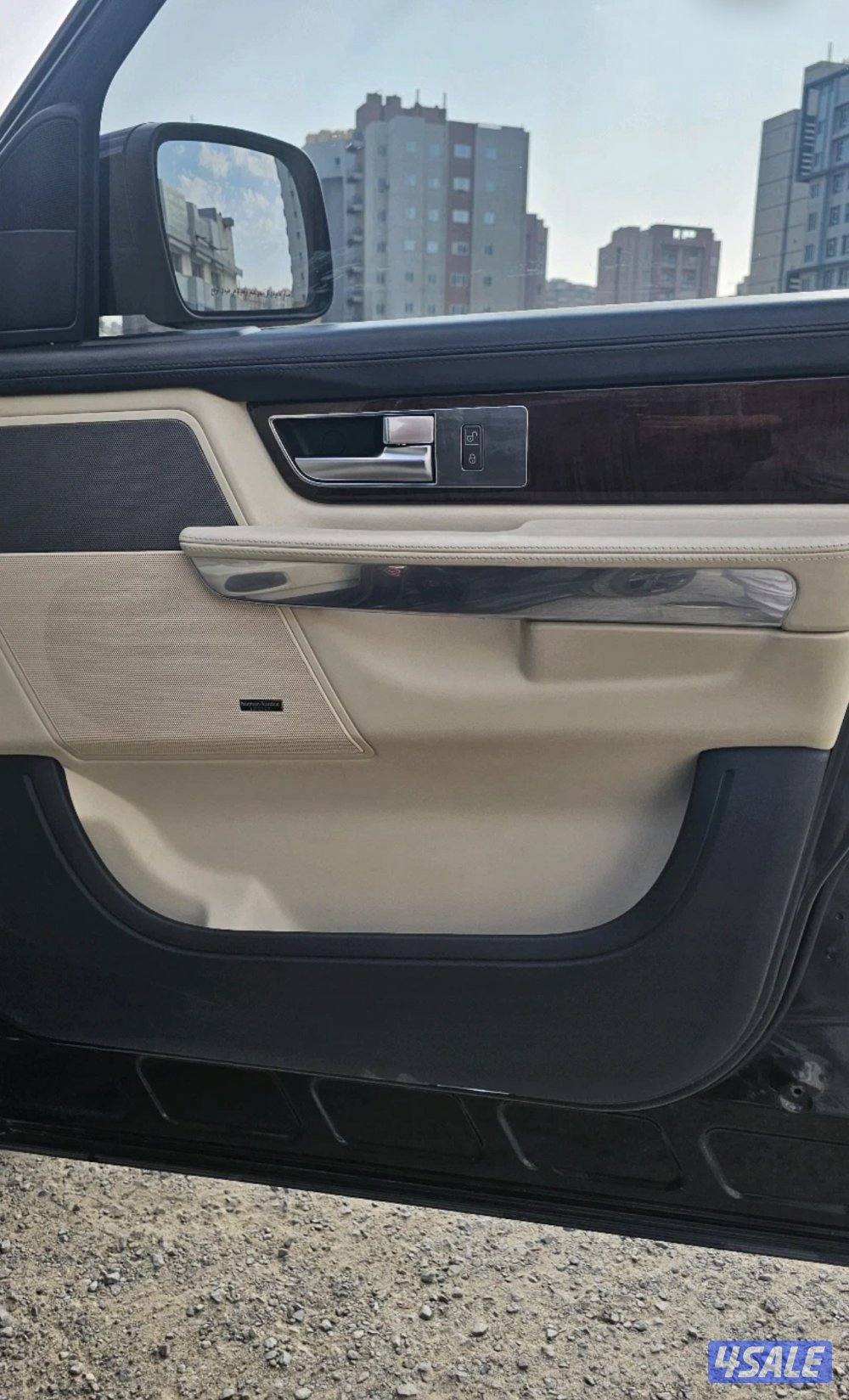 Range Rover supercharger 2010, excellent condition, original paint5