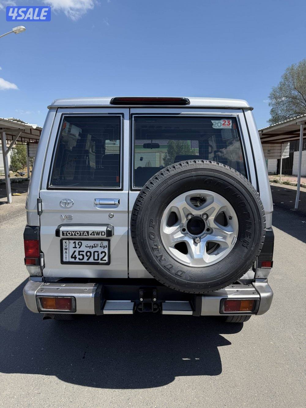 لاند كروزر ربع5