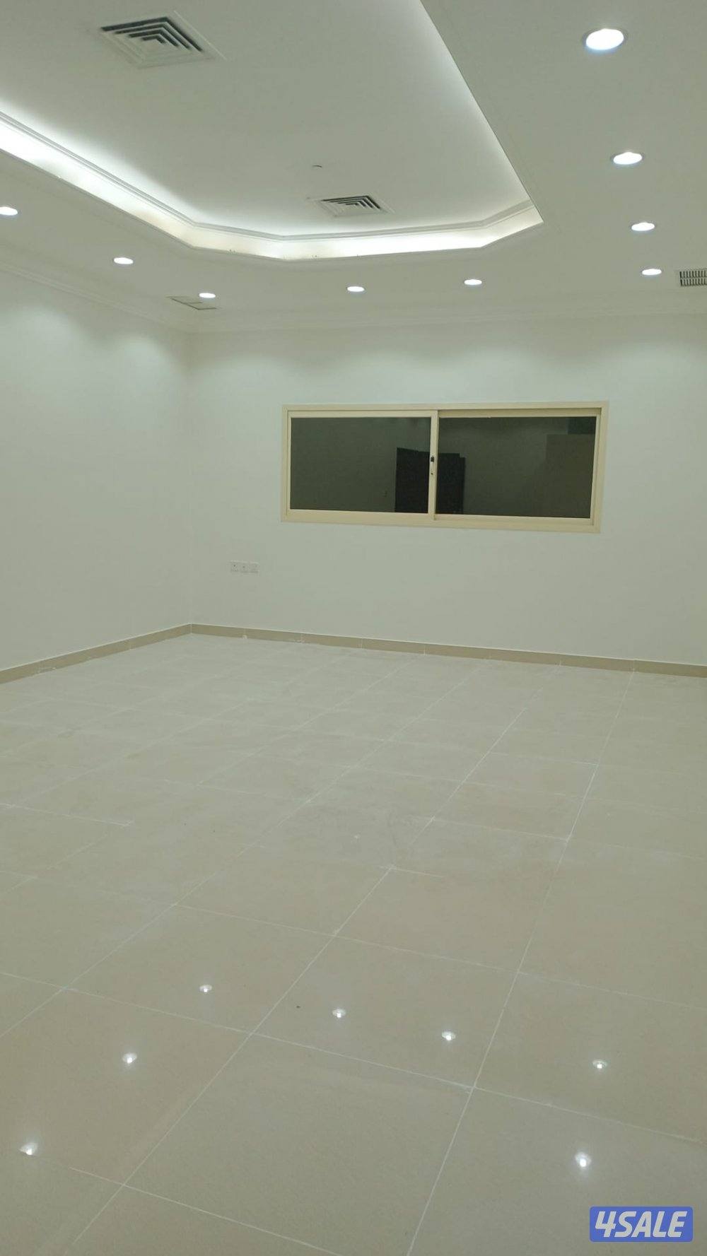 شقه سوبر لوكس 3غرف صاله كبيره مطبخ كبير غرفه خ2