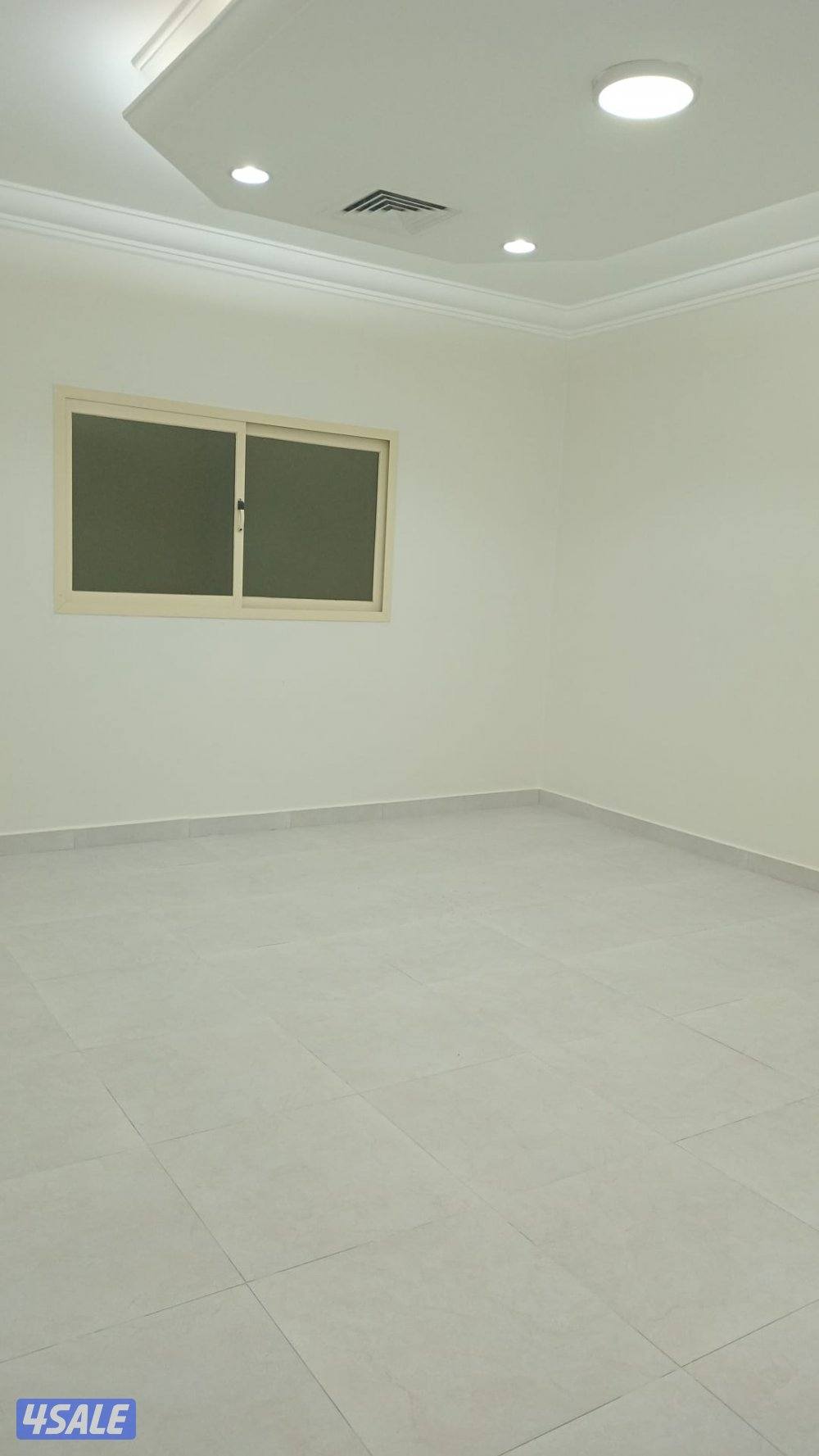 شقه سوبر لوكس 3غرف صاله كبيره مطبخ كبير غرفه خ4