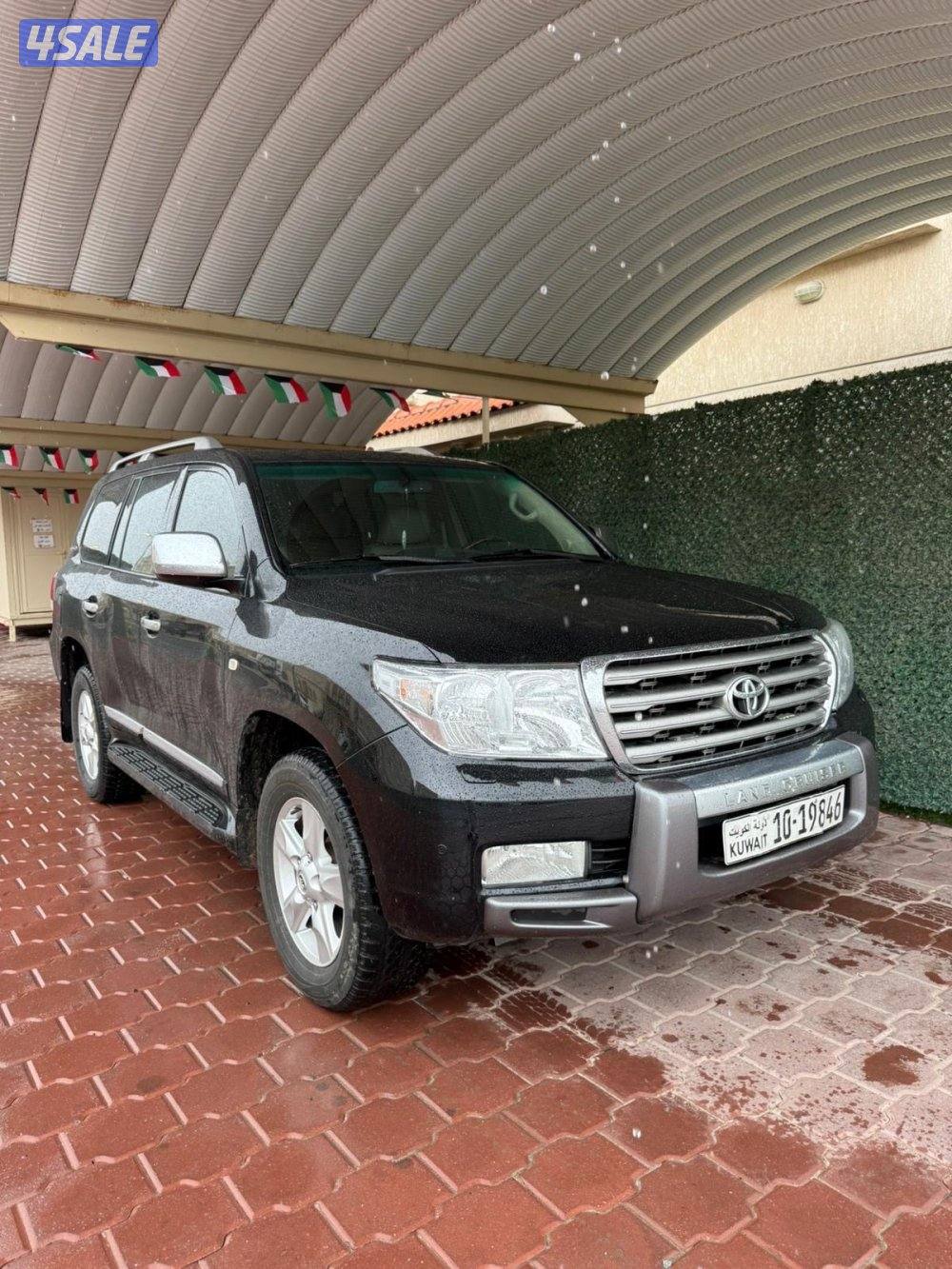 لاند كروز VXR الساير موديل 2011 عداد 220 الف0