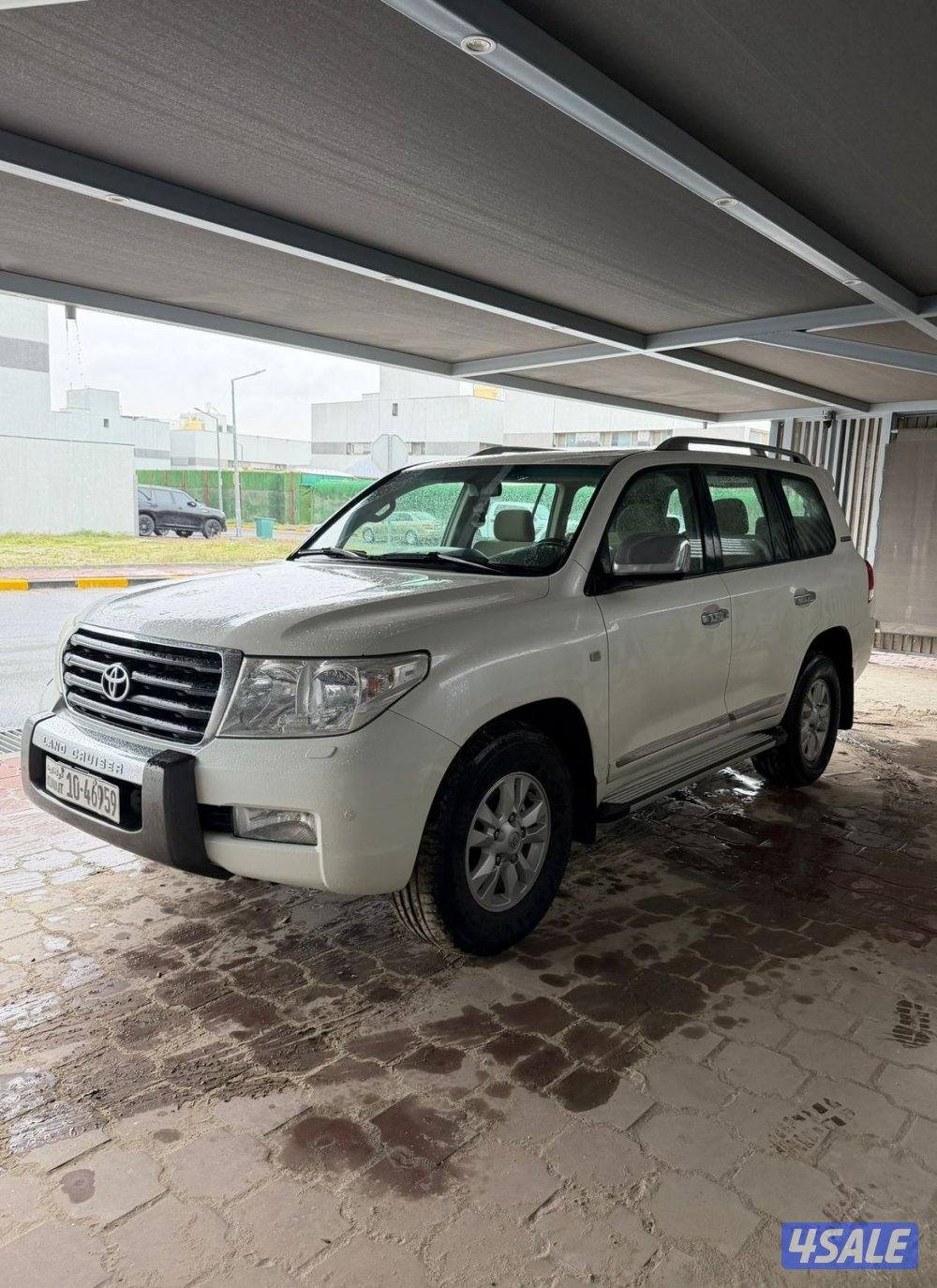 لاند كروز 2011 الساير بحاله الوكاله عداد 190 الف1