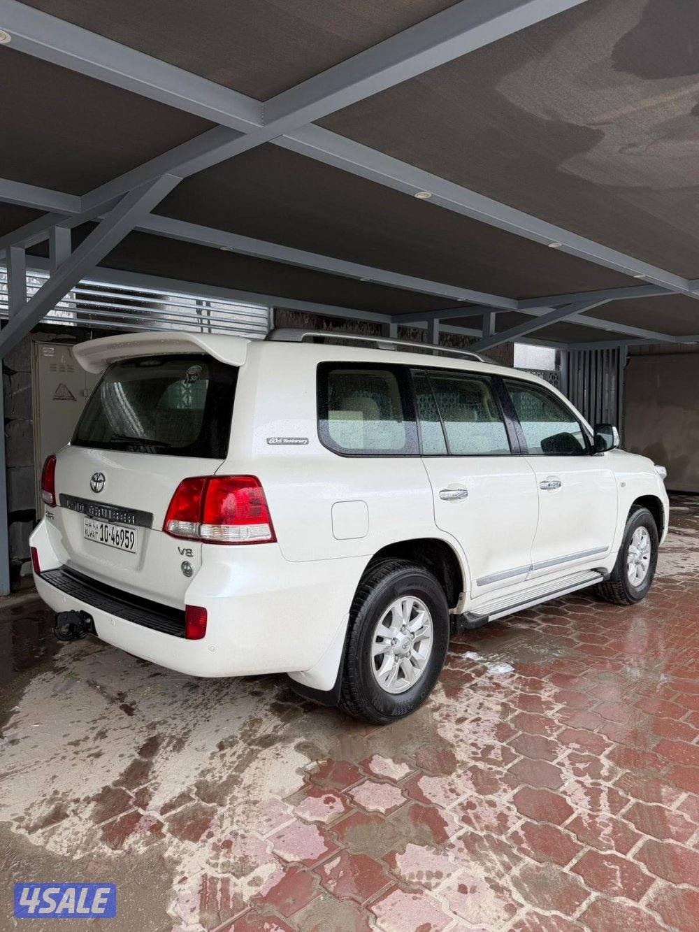 لاند كروز 2011 الساير بحاله الوكاله عداد 190 الف2