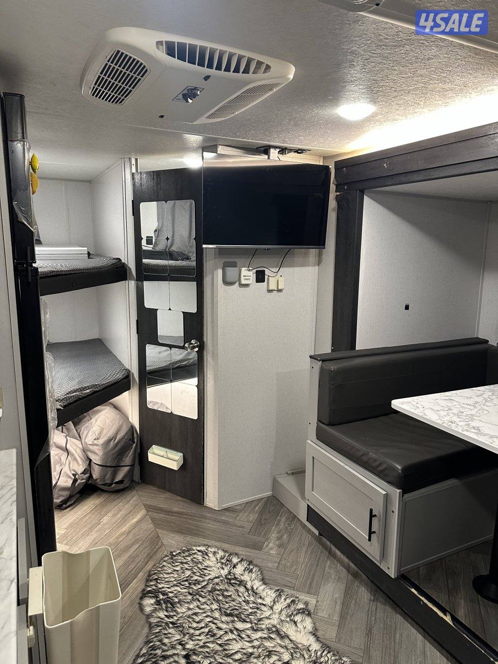 للبيع كرفان امريكي ٢٣ قدم موديل ٢٠٢١ مع توسعه9