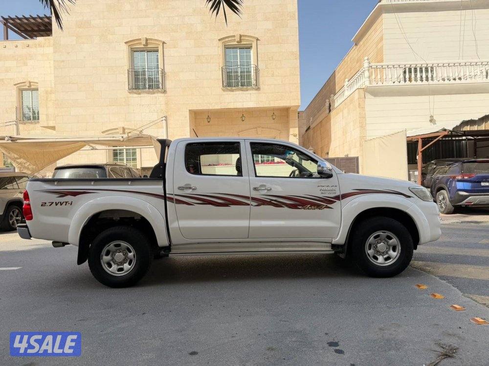 هايلكس دبل جير تماتيك 2014 الساير بحاله نادره عداد 94 الف3