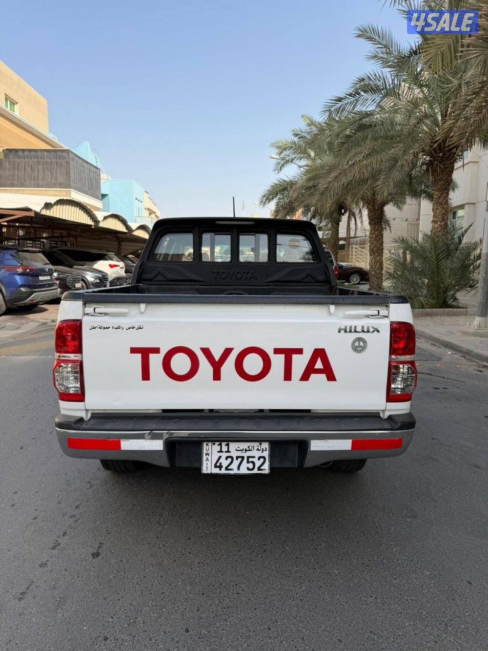 هايلكس دبل جير تماتيك 2014 الساير بحاله نادره عداد 94 الف6