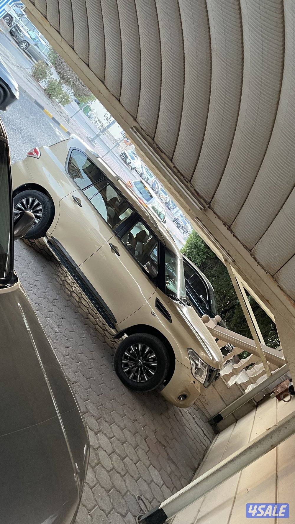 للبيع باترول بلاتينيوم 20143