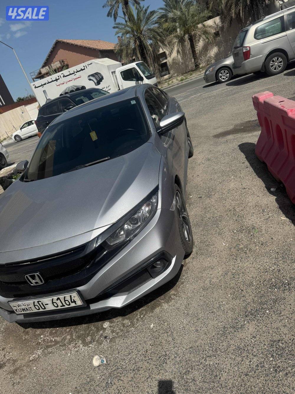 هوندا سيفيك 2020 ماشي 41 الف فقط5