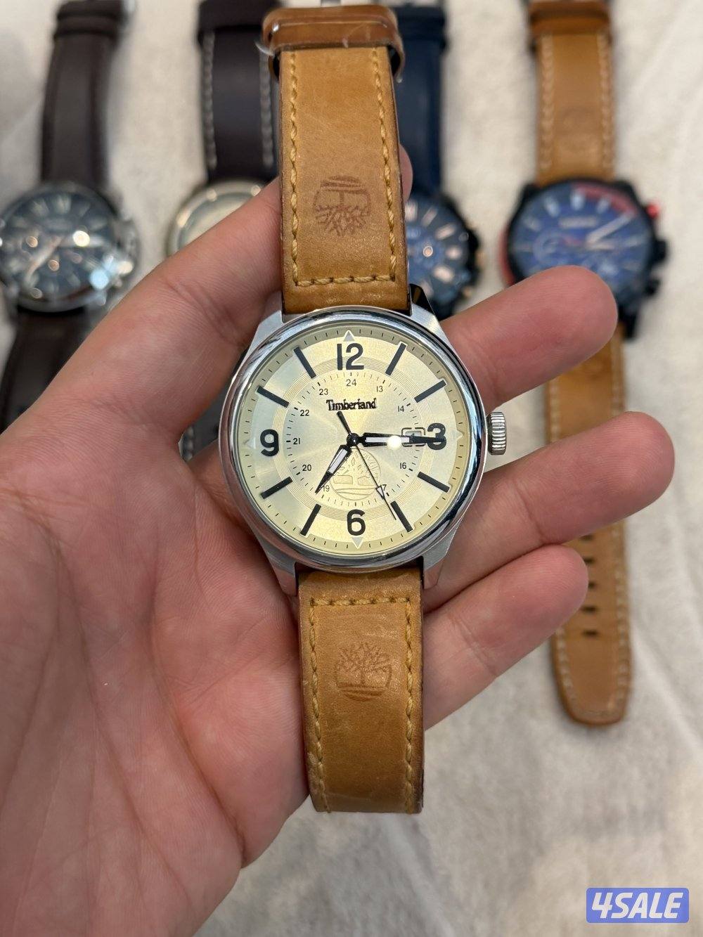 عدد ١١ ساعة للبيع "أصلي"1