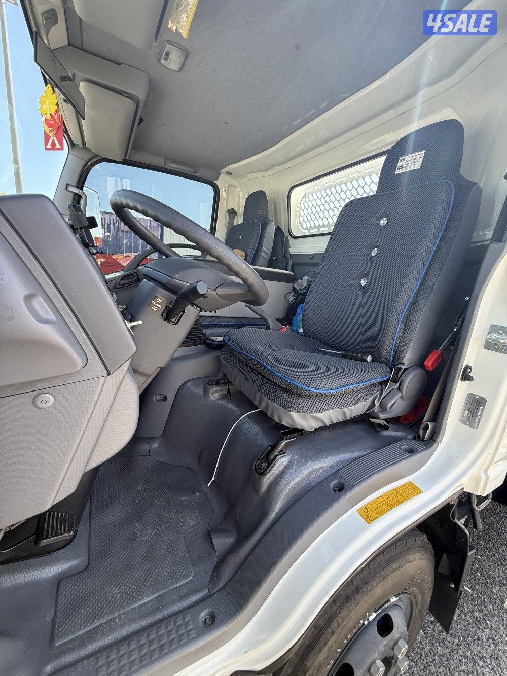 للبيع ونش سطحه 2024 ايسوزو5