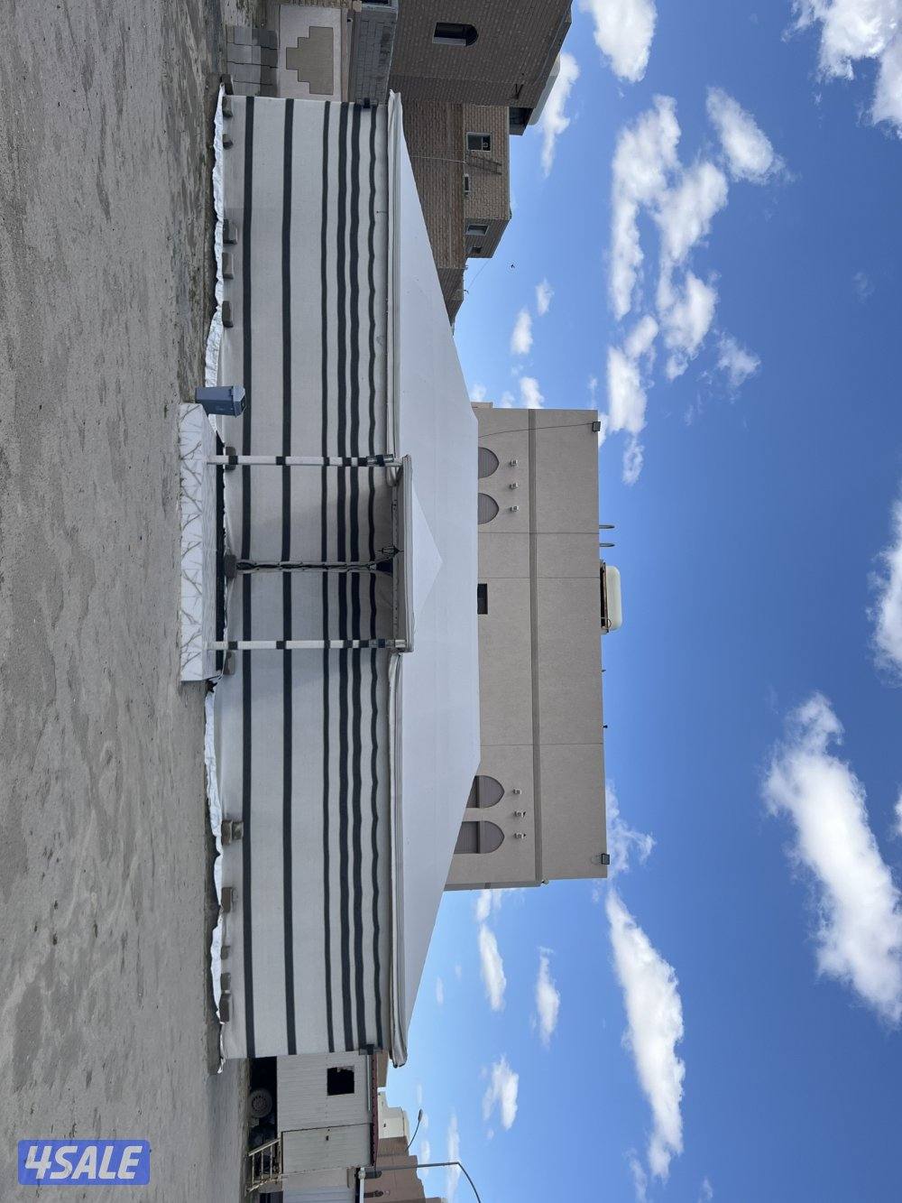 للبيع بيت شعر0