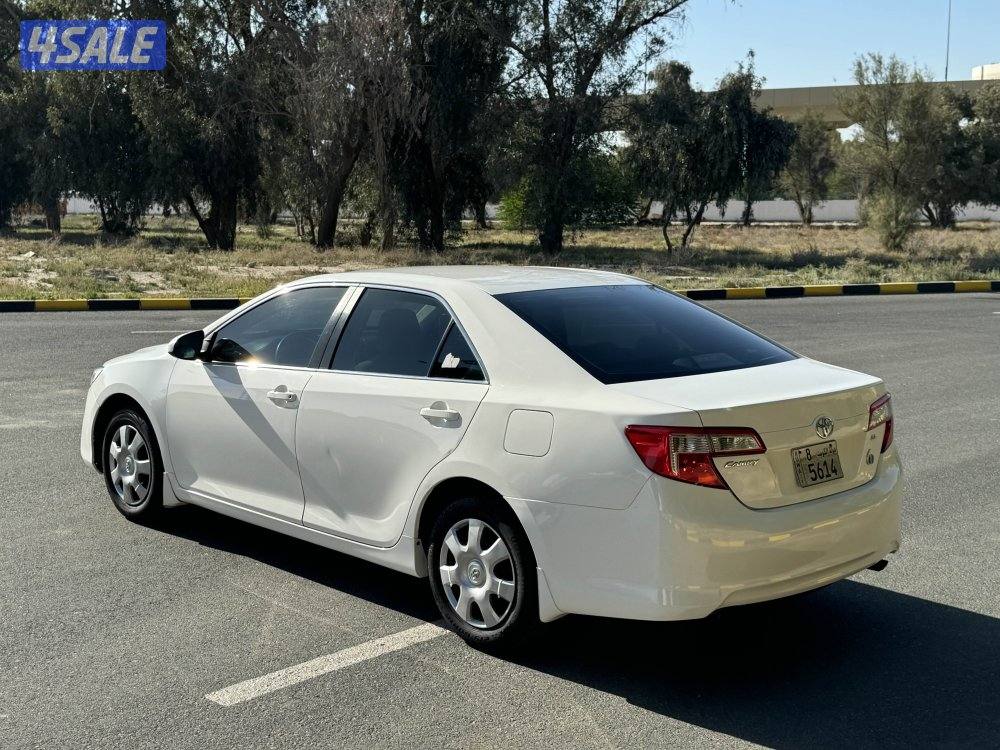 كامري GL 2015 بحالة ممتازة6