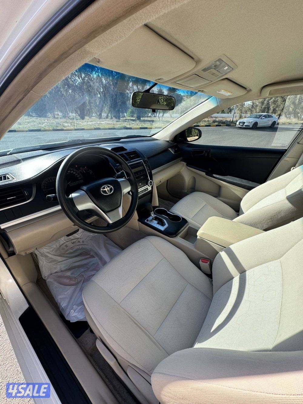 كامري GL 2015 بحالة ممتازة8