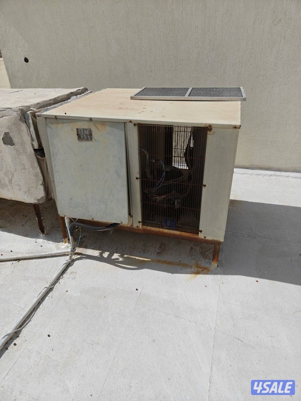 للبيع عدد 2 مكيف بكج سطح سعة 4 طن بحالة جيدة1