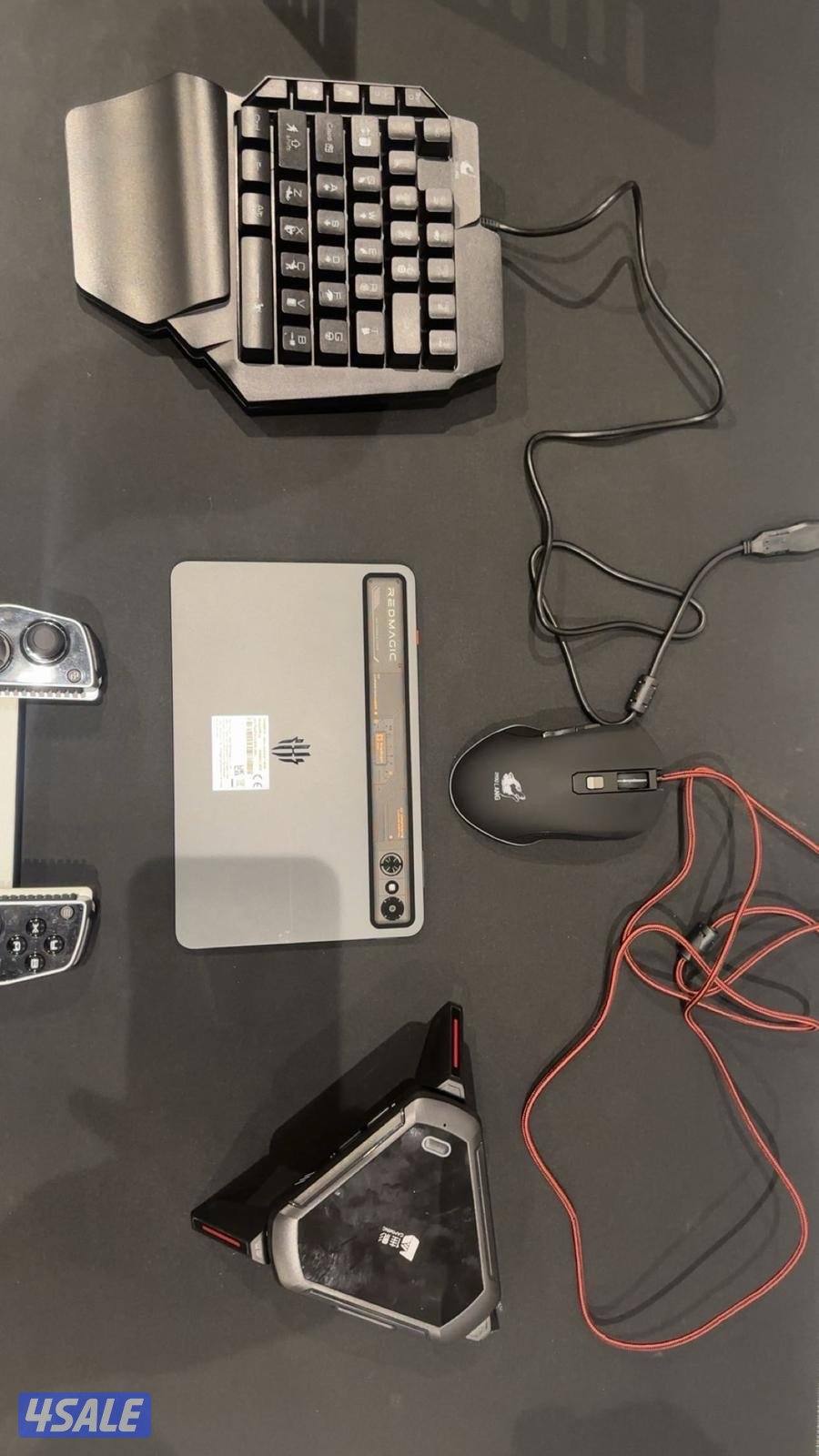 تابلت رد ماجيك استرا مع كامل الملحقات للماوس وكيبورد0
