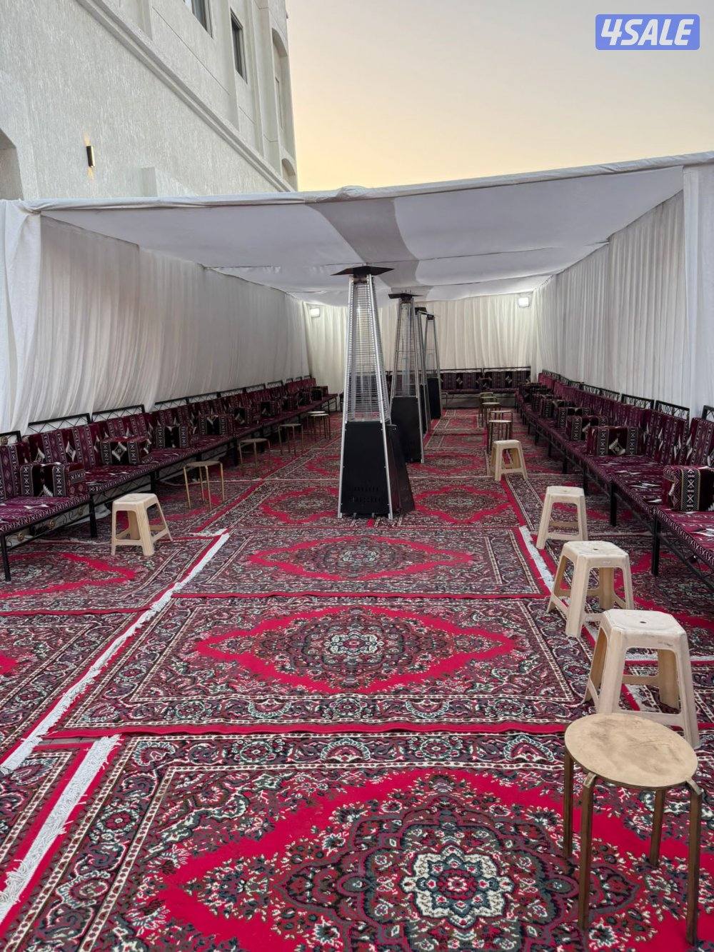 تجهيز حفلات الكويت كراسي وطاولات وكنب وزينة وخيم وبيت2