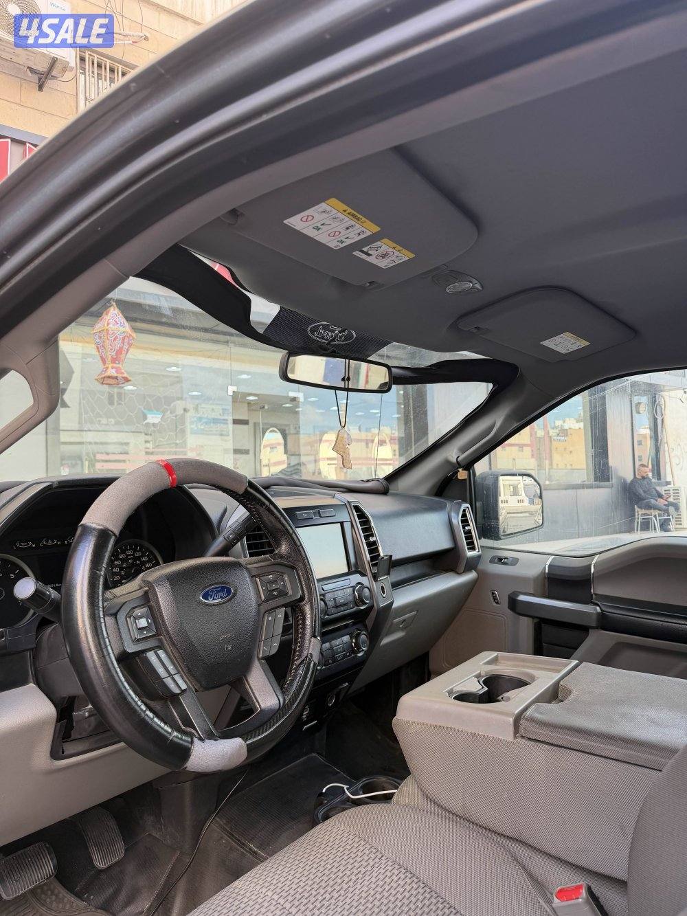 للبيع وانيت فورد f1500