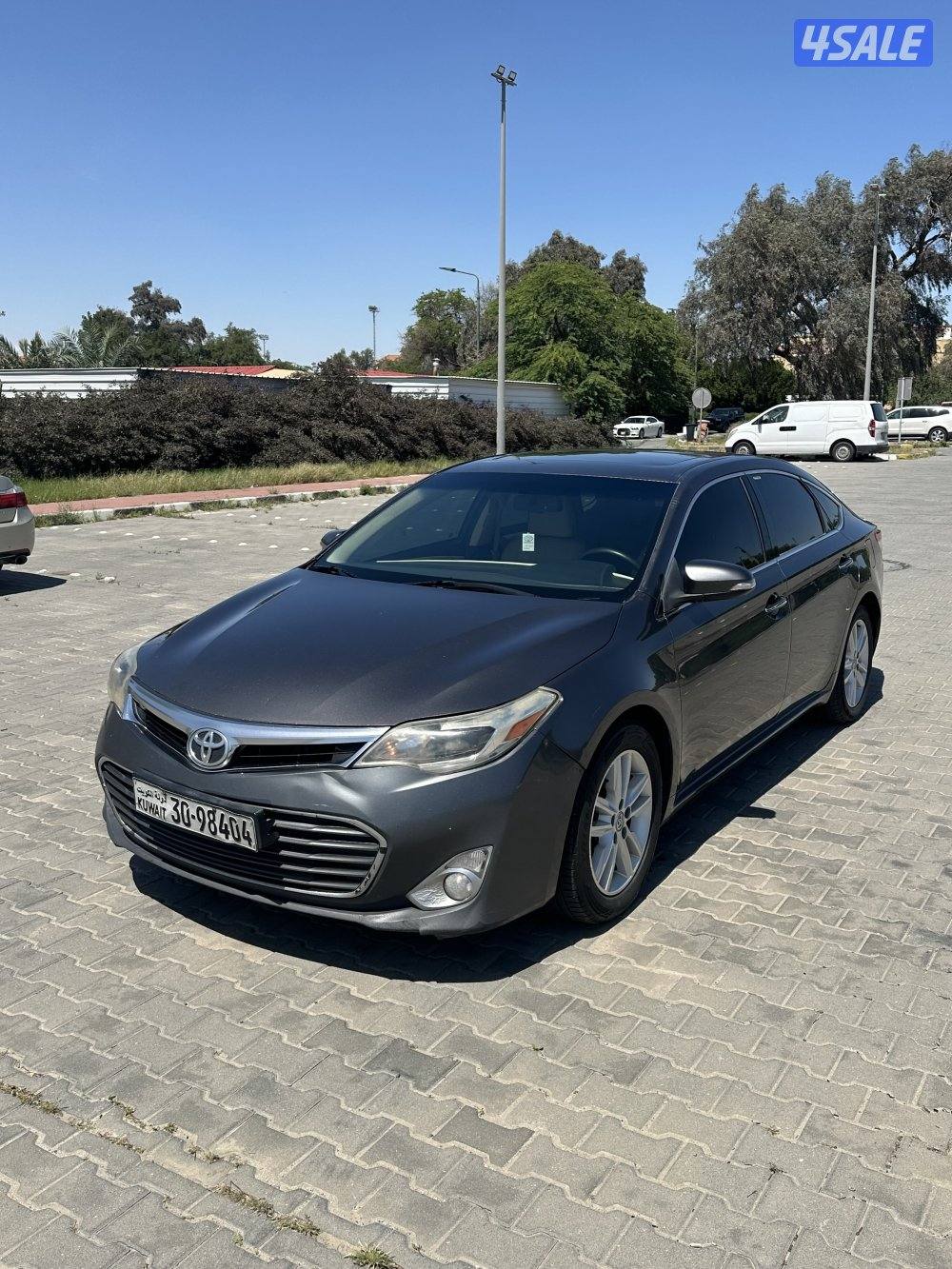 للبيع افالون 2015 XLE شرط الفحص بالكامل0