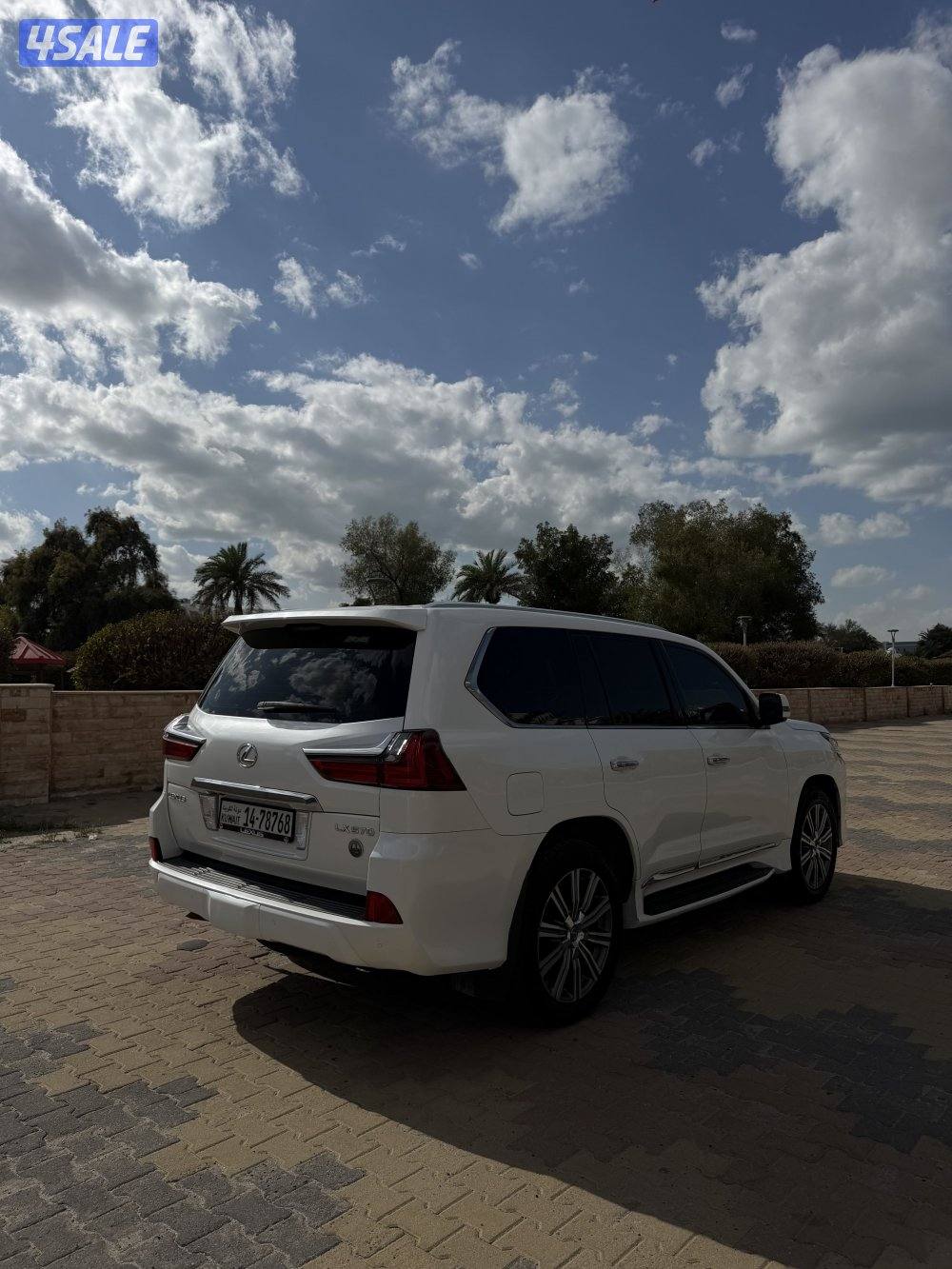لكزس LX الساير 20164
