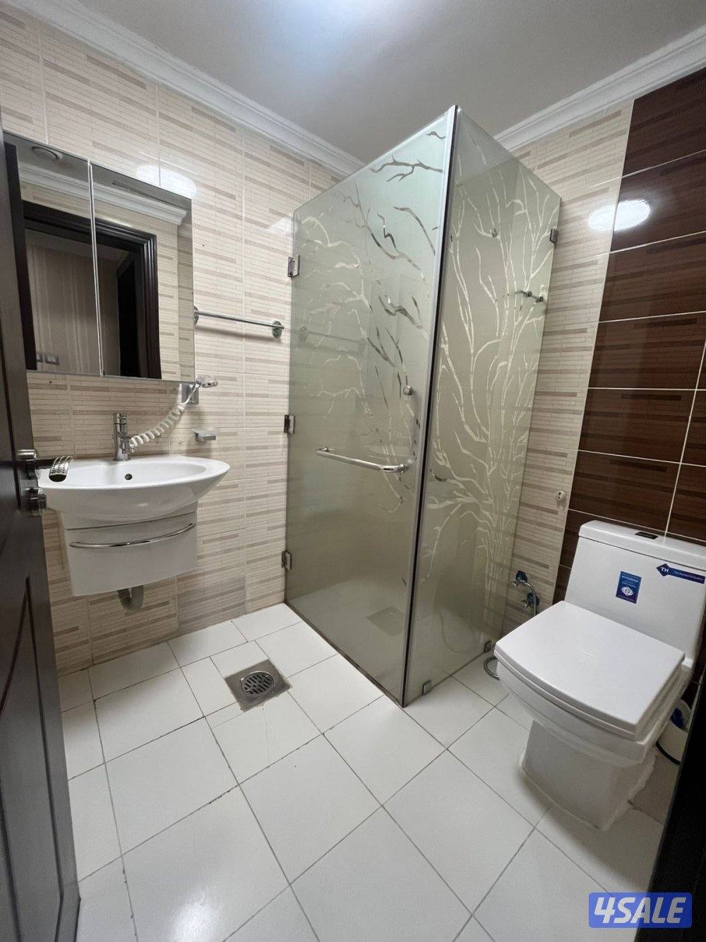 شقه بحولي مكونه من غرفتين وصاله وحمامين ومطبخ مجهز9