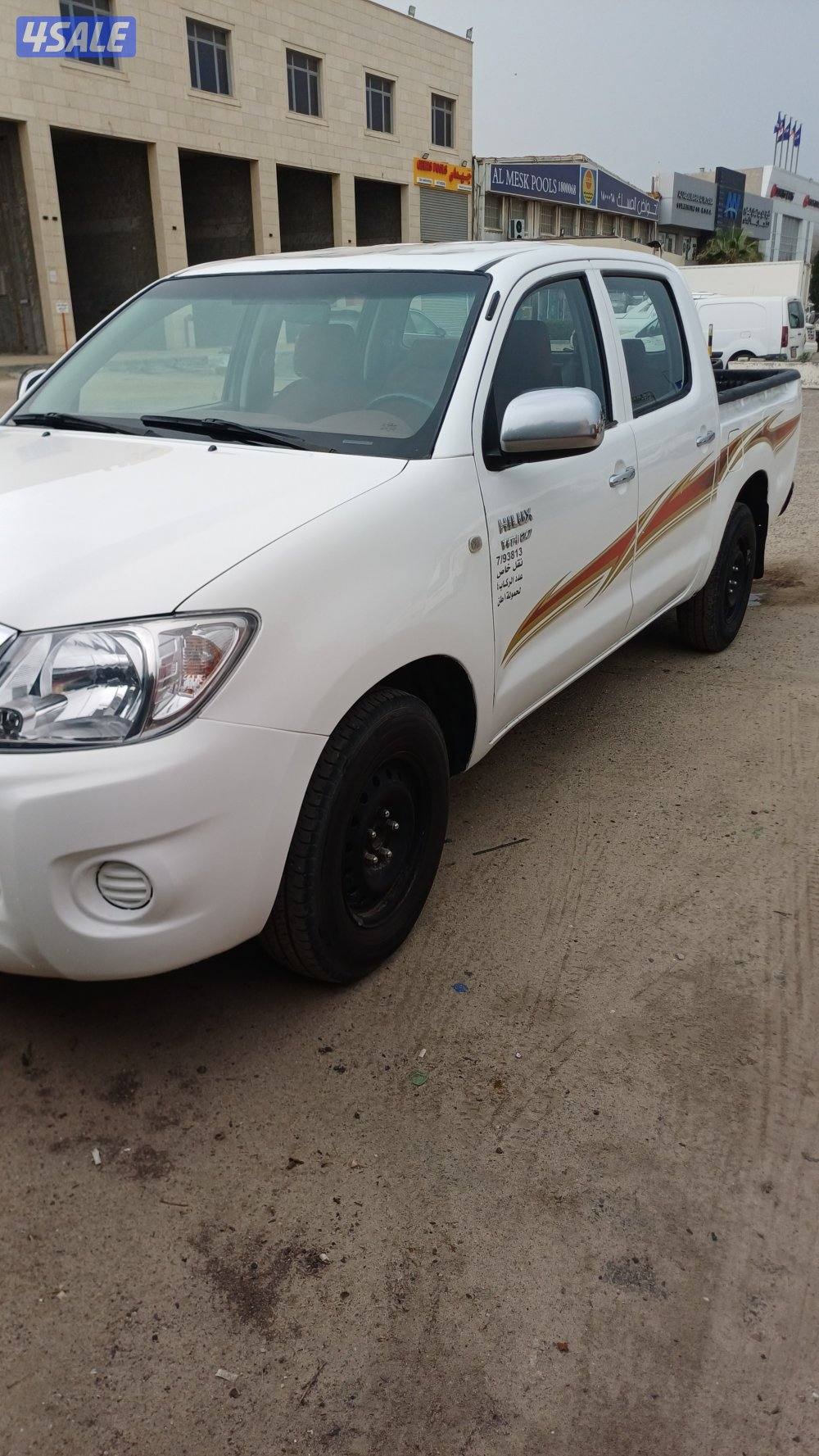 للبيع وانيت هاي قمارتين مو ديل 2010 ماشي 450 شرط الفحص قير مكينه شاصي1