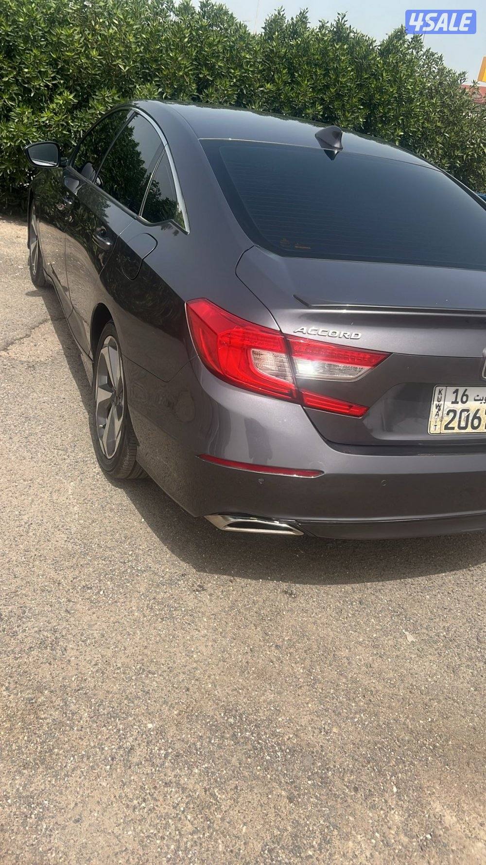 للبيع هوندا أكورد مو ديل 2018 ماشي 228 الف شرط الفحص قير مكينه شاصي3