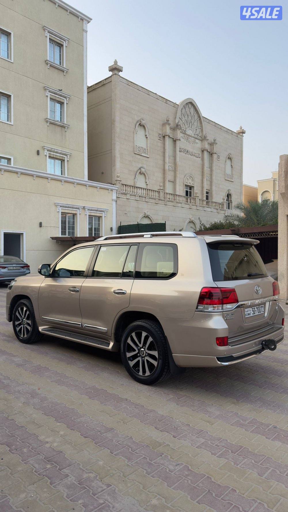 لاند كروز GX.R V8 تورنق ٢٠١٩ الساير عداد ١٧٤ ألف شرط الفحص صبغ ٣قطع1