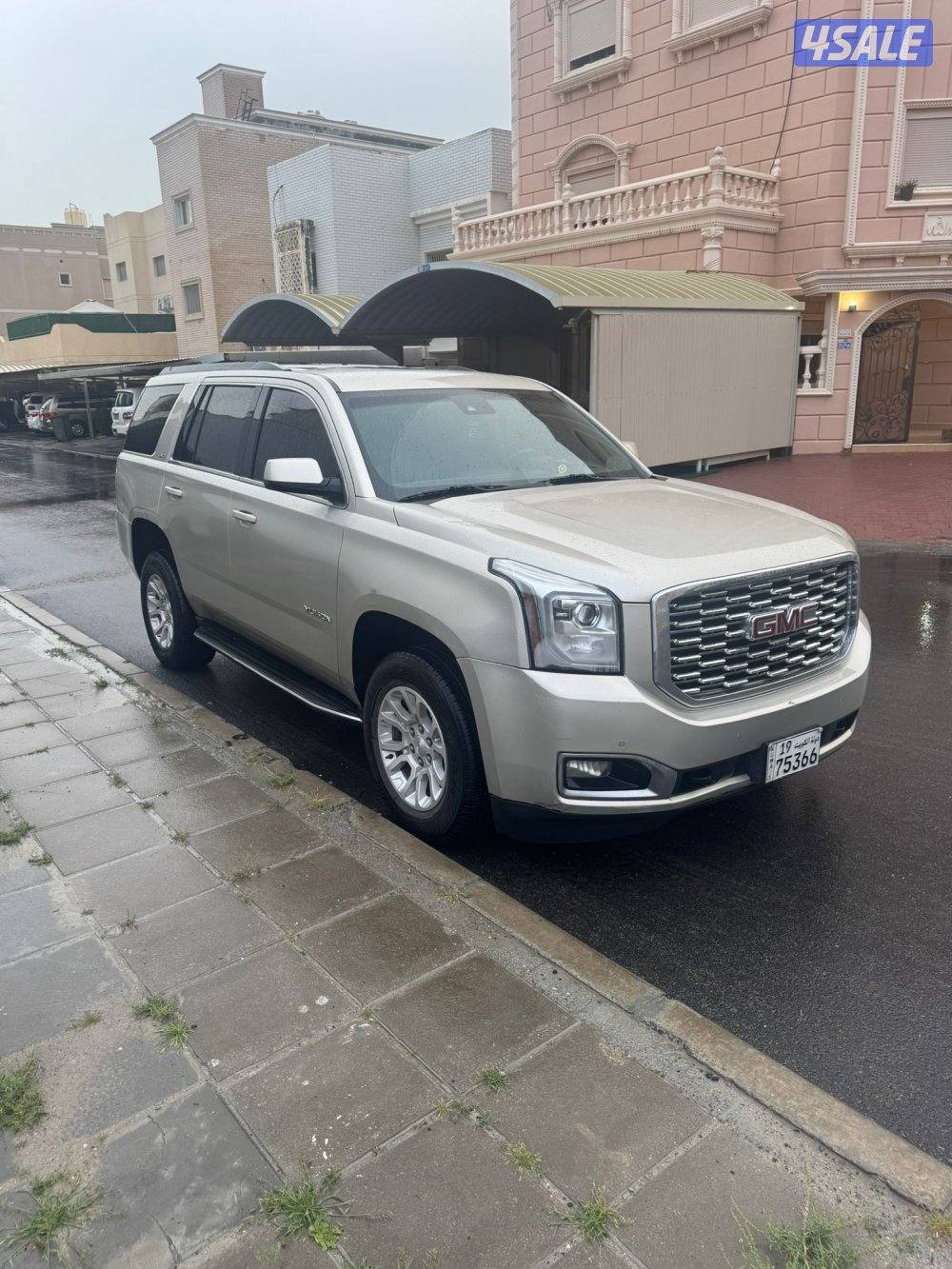 يوكن SLE ٢٠١٧ بهبهاني عداد ٢٨٠ ألف شرط الفحص صبغ وكاله ماعدا قطعه دبل1